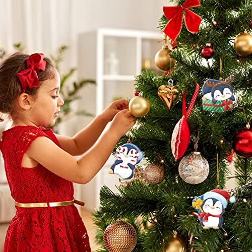 עץ קישוט של קאלמי פינגווין, סט של 5 קישוטים לפינגווין עם פרצופים מצחיקים ופעולות חמודות - הפריט המושלם לקישוט עץ חג המולד שלך בחג חג המולד