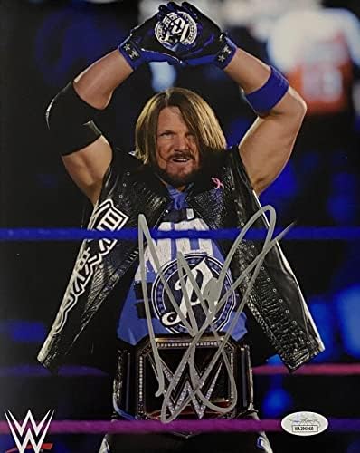 WWE בלעדי A.J. סגנונות חתומים על חתימה 8x10 תמונה אימות JSA 6 - תמונות היאבקות עם חתימה