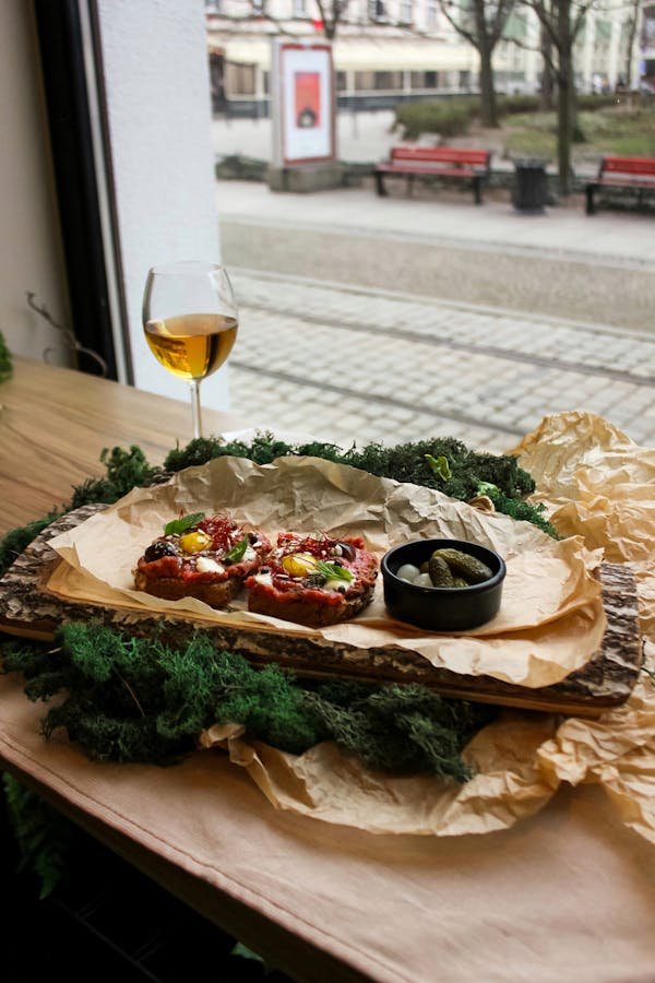 Voyage culinaire entre amis : idées festives pour le réveillon